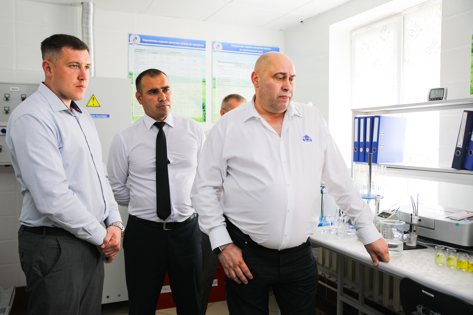 СХП "Мазоловогаз" посетили представители управляющей компании холдинга "Могилевская молочная компания "Бабушкина крынка"