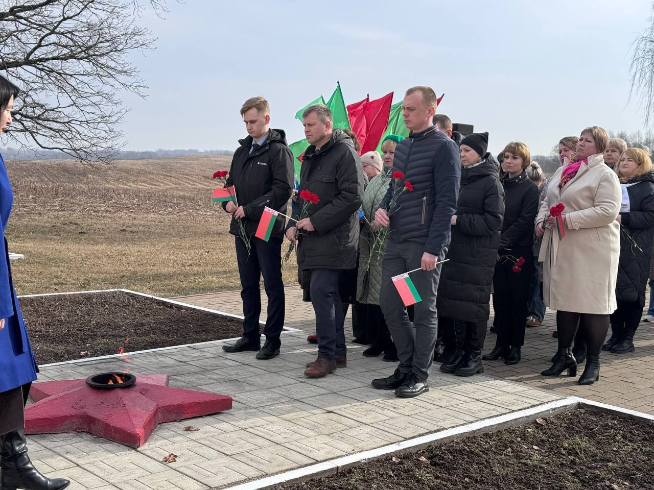  Коллектив ПУ "Чашникигаз" принял участие в митинге-реквиеме "Давайте, люди, никогда об этом не забудем",
