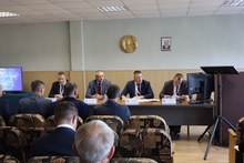 где ознакомились с производственной базой предприятия, а также обсудили вопросы, связанные с проведением строительных и земляных работ в охранной зоне объектов газораспределительной системы.