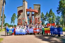 Молодежный форум городов-побратимов в рамках XI Форума регионов Беларуси и России продолжает укреплять дружеское сотрудничество! 